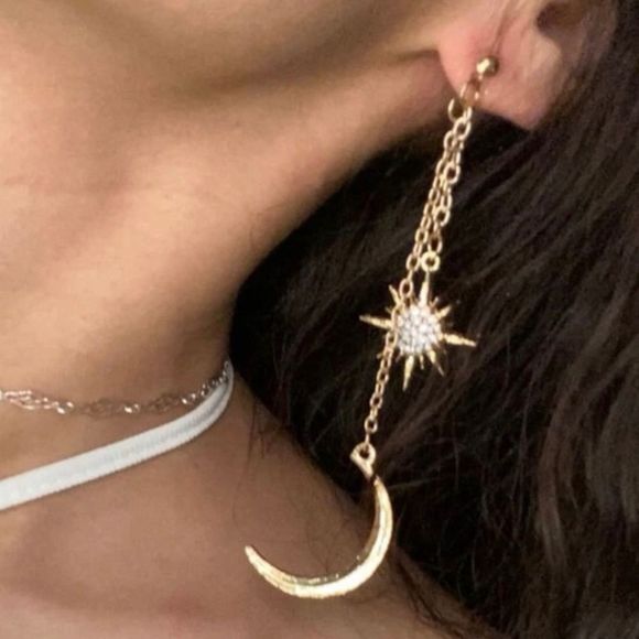 Free People Jewelry - Moon drop earrings in gold #477